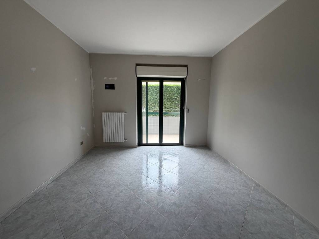 TRIVANI CON TAVERNETTA BOX E POSTO AUTO