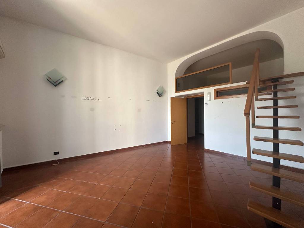 MODUGNO ZONA CENTRALISSIMA
