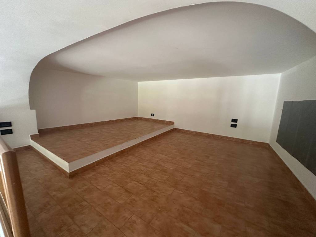 MODUGNO ZONA CENTRALISSIMA