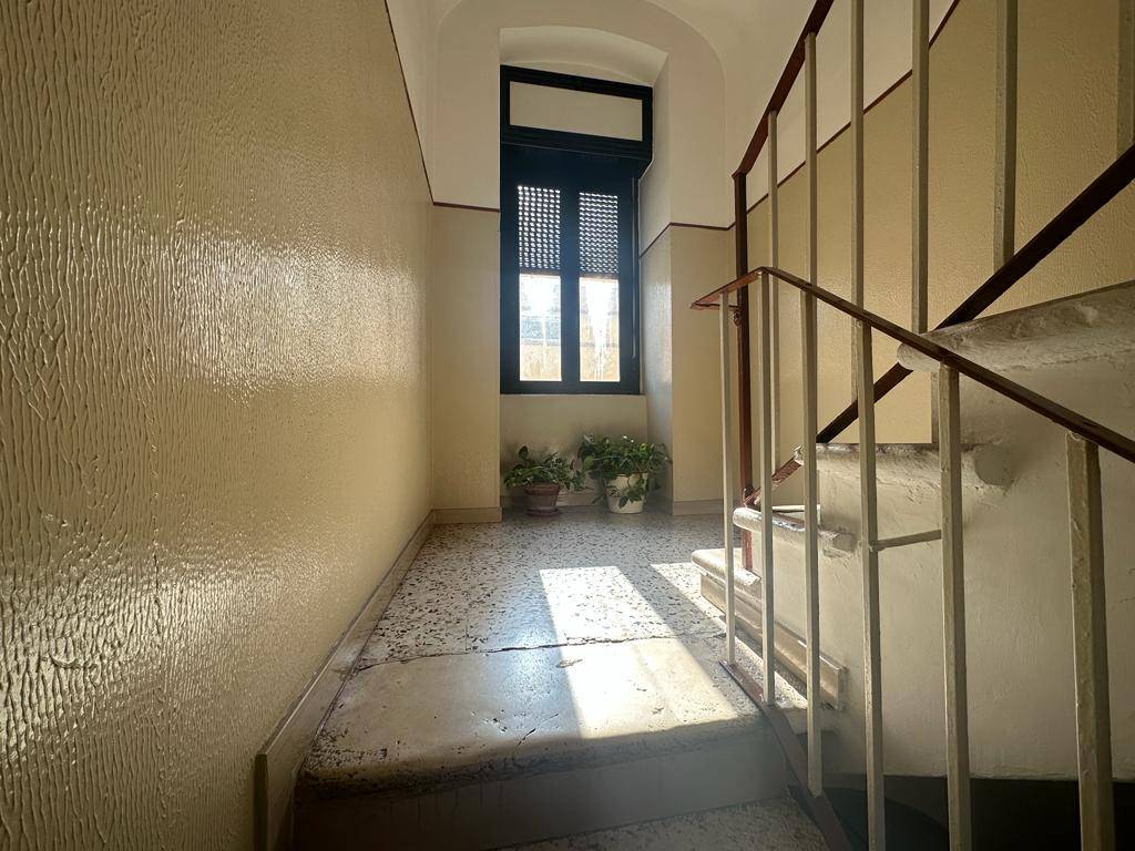 CASA INDIPENDENTE CON MANSARDA