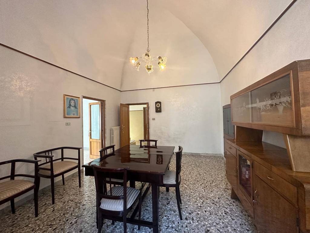 CASA INDIPENDENTE CON MANSARDA