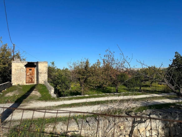 TERRENO EDIFICABILE AREA SERVIZI ZONA SPORTIVA