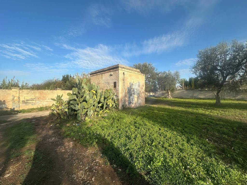 TERRENO EDIFICABILE ZONA COMPARTO