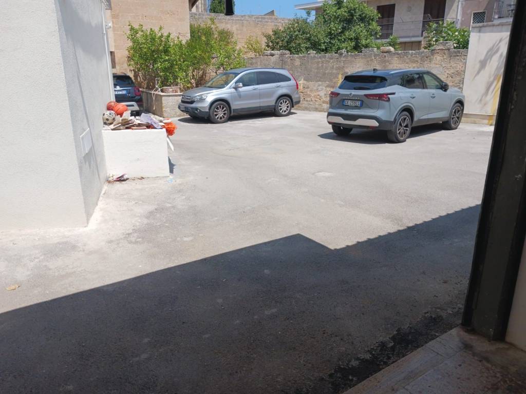 Appartamento su due livelli + box auto