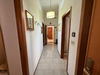3 VANI CON POSTO AUTO