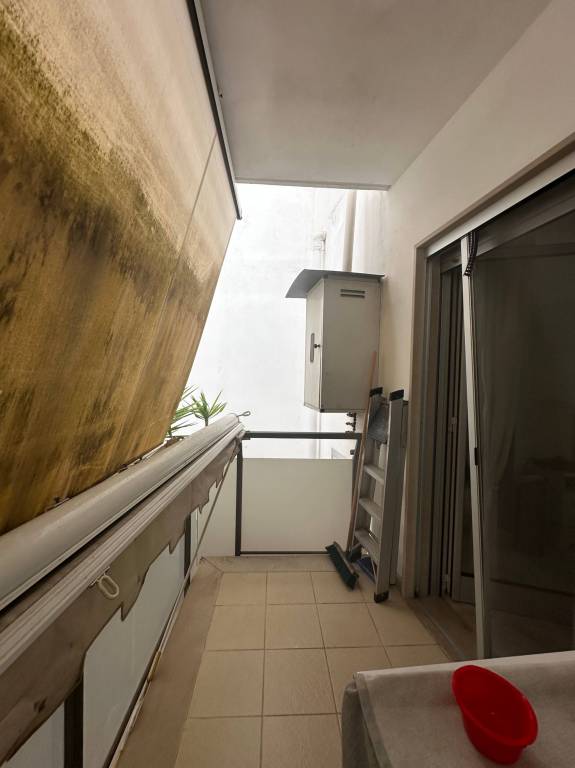 Modugno trilocale con terrazzo e box auto